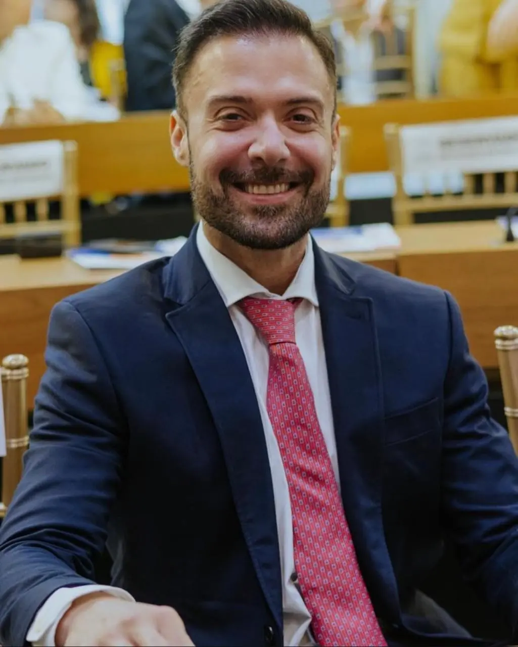 Caio Roberto, deputado MDB, é alvo de operação da PF na Paraíba, investigando apoio político com facção e apreendendo R…