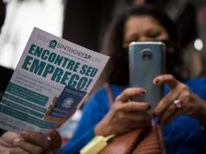 Desemprego em 5,3% em agosto, menor nível da história. É um dado que mostra um cenário de estabilidade no mercado de tr…