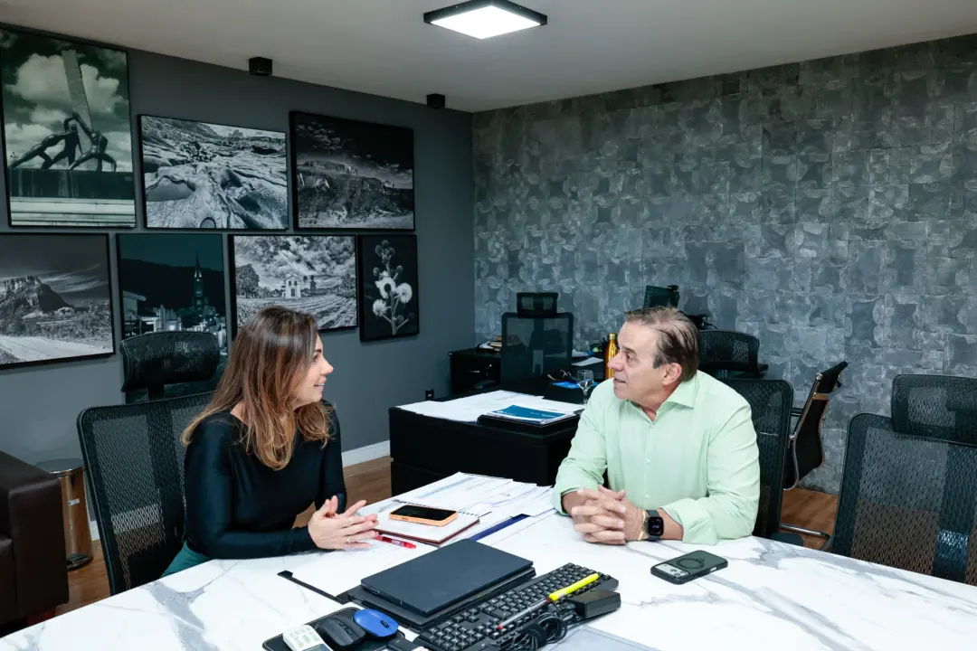 Goiás liderou o recebimento de couro cru bovino, com 19% do total nacional no primeiro trimestre de 2026. Isso mostra q…