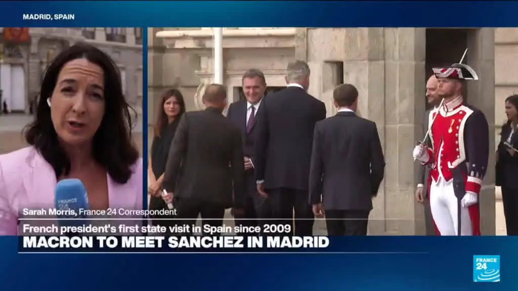 Reis e rainhas de Espanha receberam o presidente francês Emmanuel Macron e sua esposa no Palácio Real de Madri. O encon…