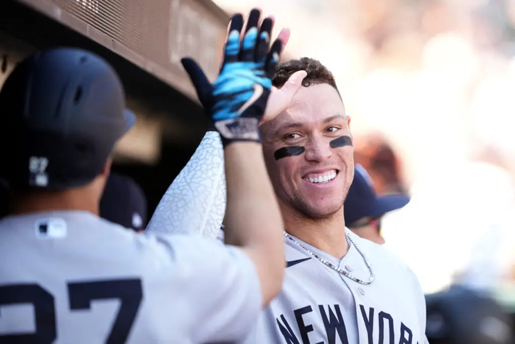 Yankees incluem Giancarlo Stanton no elenco para a Wild Card contra Boston, mesmo ele tendo parado desde abril. Ele mos…
