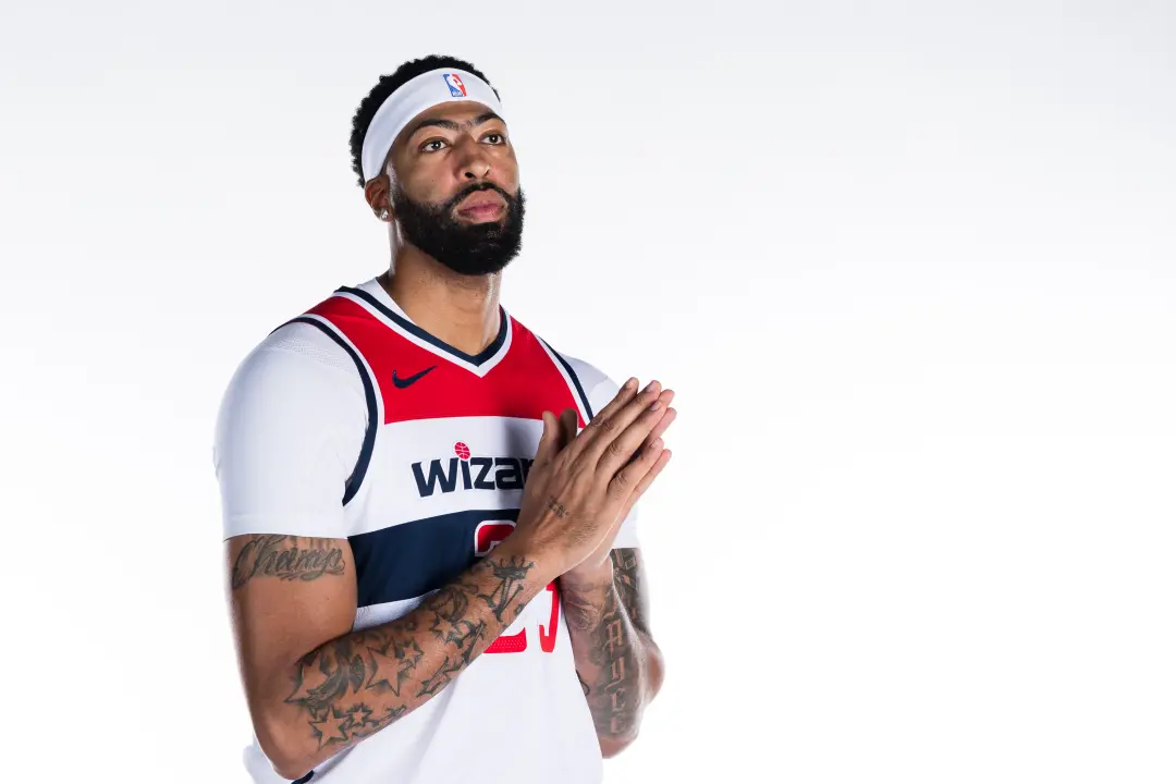 Anthony Davis disse que só vai pensar na extensão de contrato com os Wizards quando a temporada acabar. Faz sentido ele…