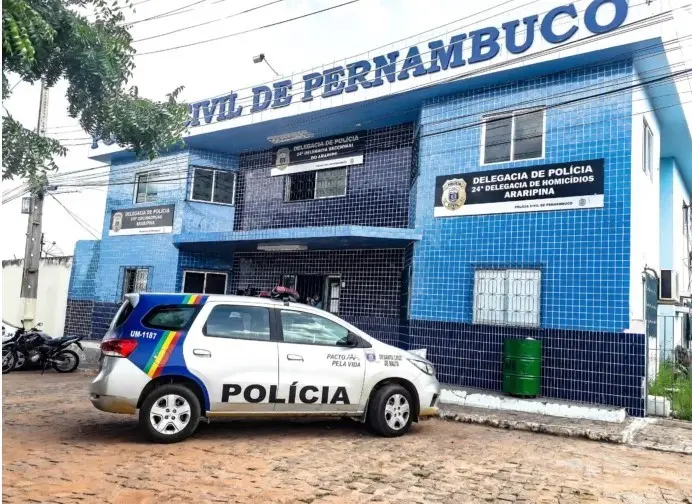 Adolescente assassinada a tiros em Araripina, no bairro Vila Serrania, na noite de segunda. É chocante essa violência q…