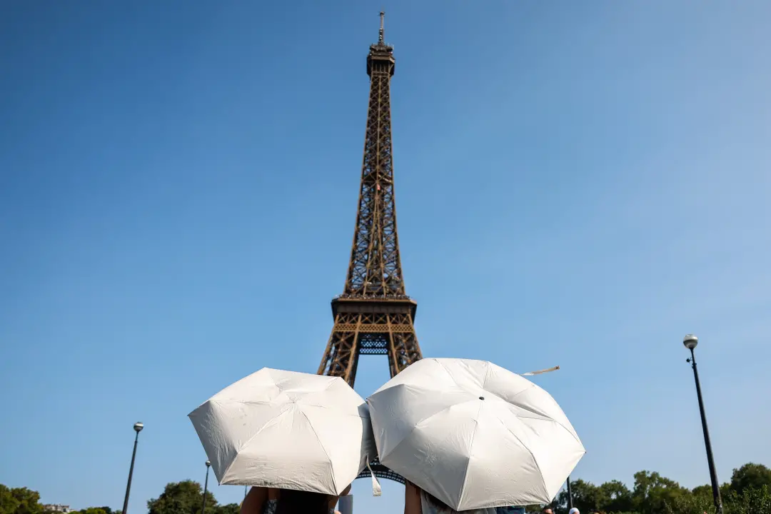 Diretor da Torre Eiffel vai sair antes do fim do ano após denúncias de gestão opaca do pessoal. Esse tipo de falta de t…