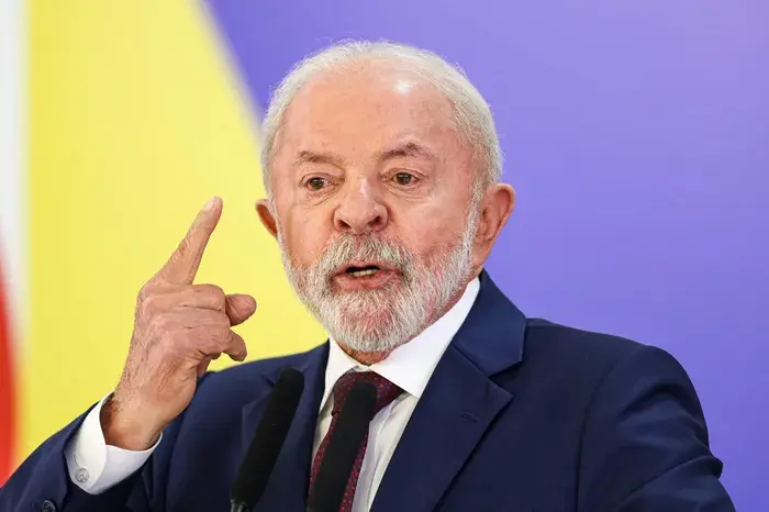 Lula diz que a proibição das bets não prejudica o futebol, mencionando que os contratos representam menos de 7% da arre…