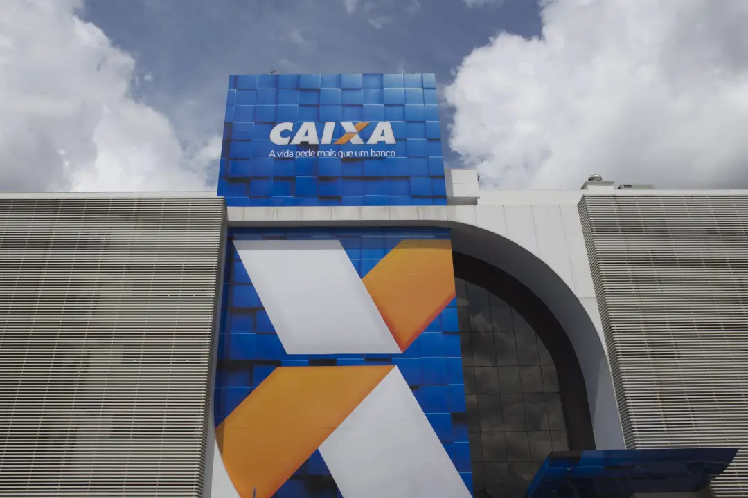 TST determinou fim da greve da Caixa e repor os dias parados em até 180 dias. A decisão manteve o reajuste salarial pel…