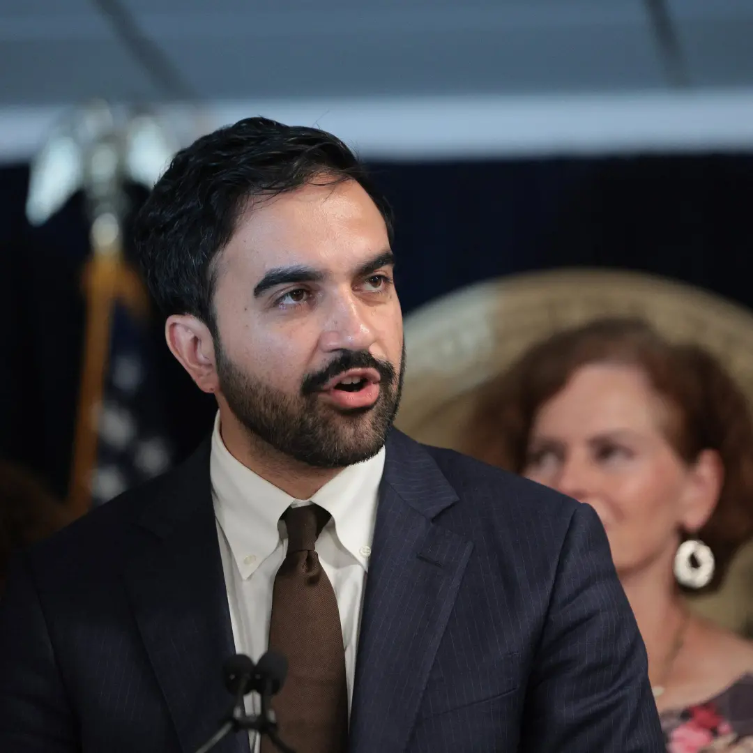 Staten Island, uma juíza determinou que Nova York pare o lançamento do imposto de segunda residência e comece de novo. …