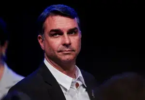 Hwang Kyo-ahn, líder conservador da Coreia do Sul, declarou apoio à candidatura de Flávio Bolsonaro à Presidência do Br…