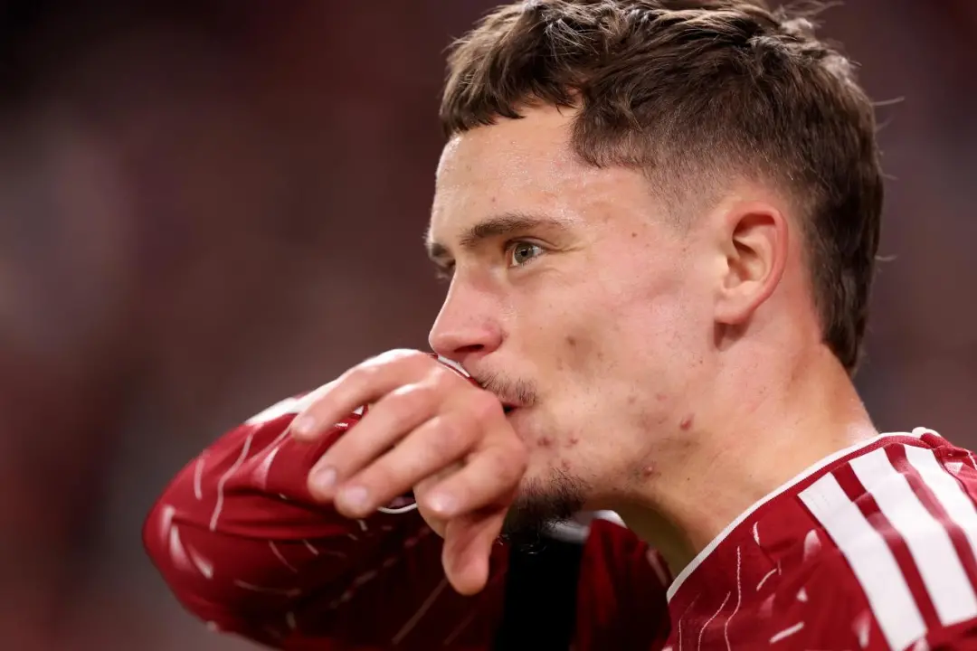 Florian Wirtz, após ir para o Liverpool por até 136 milhões de euros, não está encontrando seu lugar no elenco. A press…