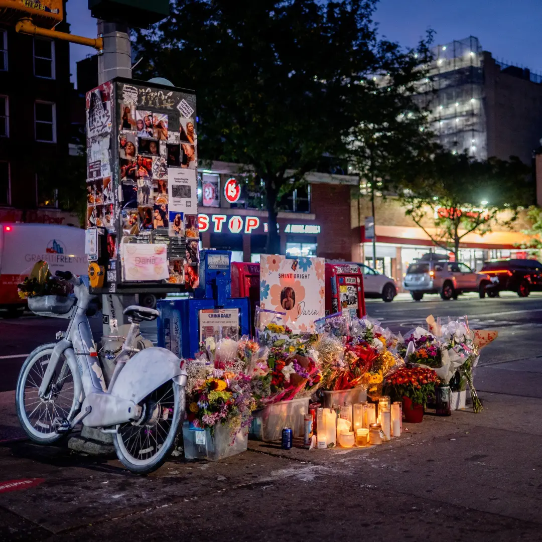Mais de duas dúzias de mortes em Nova York só com bikes e patinetes elétricos este ano. Aumenta a crise de segurança ne…