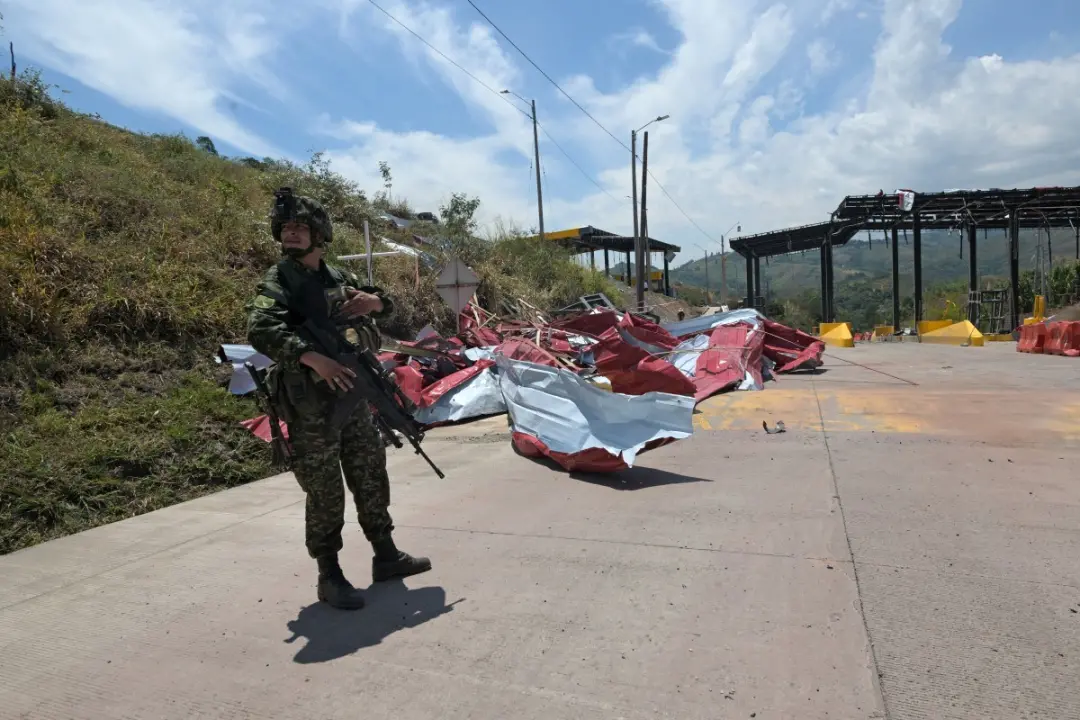 Norte de Santander, Colômbia, alerta de nível quatro dos EUA. Grupos armados usam drones com explosivos e fuzis contra …