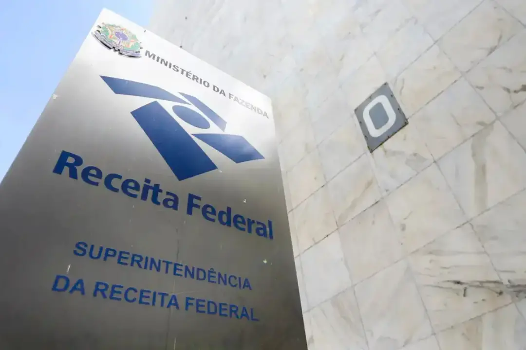 Mais de 412 mil pessoas recebem um lote da malha fina do Imposto de Renda com a liberação de R$ 1,26 bilhão. A burocrac…