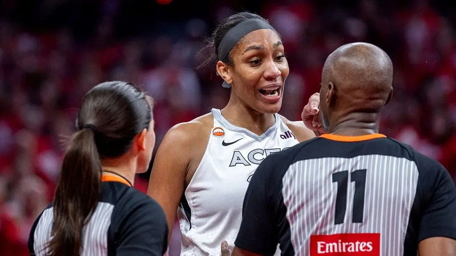 A'ja Wilson levou falta técnica em confronto com torcedor no jogo das Aces e Fever. A equipe Fever disse que a seguranç…