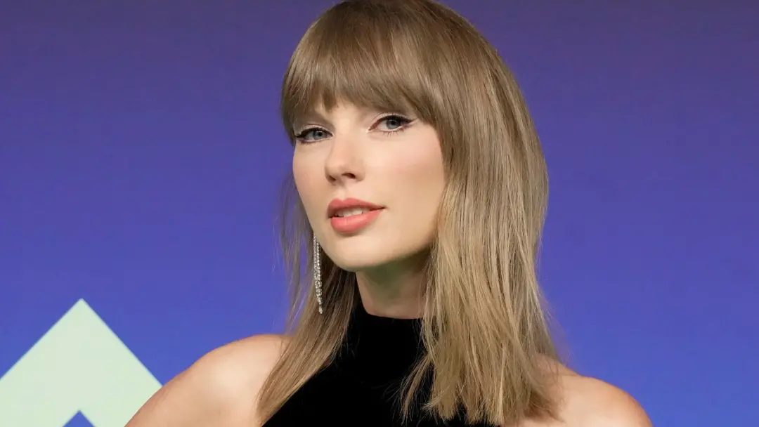 Greensboro na Carolina do Norte ameaçou fazer presos ouvirem sucessos da Taylor Swift no loop. Brincadeira de polícia a…