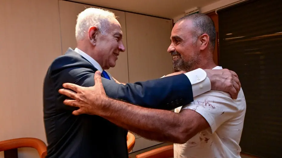 Um cidadão comum recebeu elogios de Netanyahu por ter impedido um ataque, evitando um cenário comparado ao 911. É impor…