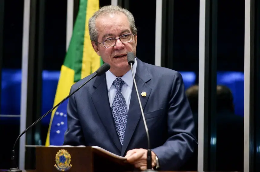 José Aníbal, ex-senador do PSDB, tem aparecido em agendas de Fernando Haddad em São Paulo. A presença do tucano, ligado…