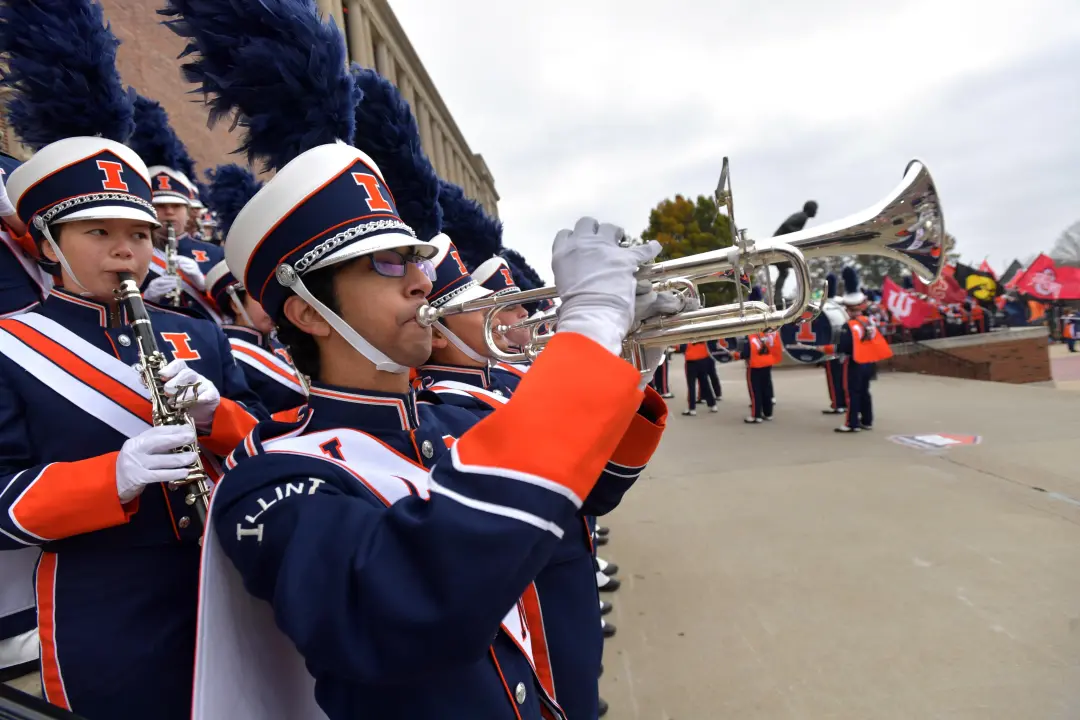 Purdue e Illinois enfrentam um jogo onde as duas defesas são péssimas, o que sugere um duelo ofensivo. A expectativa é …