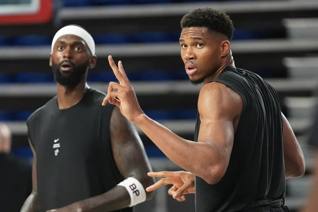 Preseason da NBA tá rolando agora, a primeira olhada de cada time no que tá focando. Ver como o time se junta em quadra…