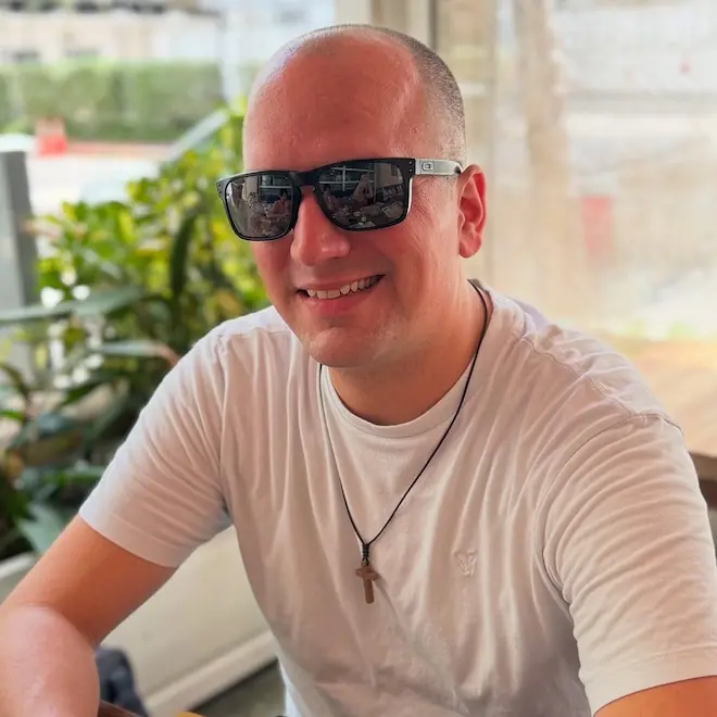Ken Urker, de 34 anos, faleceu e a irmã Autumn Urker compartilhou as últimas palavras que ele disse a ela. É triste ver…