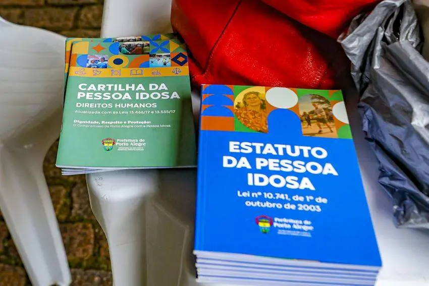 Outubro Prata 2026 começa em Porto Alegre com ações culturais, de saúde e jurídica até o dia 28. É bom ver a SMIDH traz…