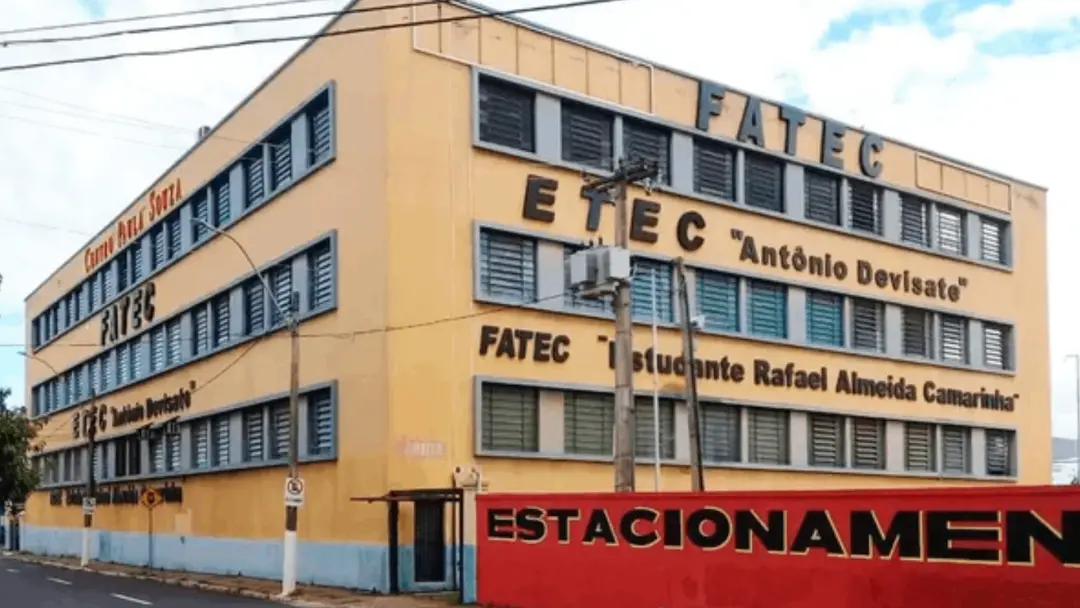 Etec de Marília afastou um professor após denúncia de assédio sexual contra estudantes. É muito sério um professor esta…