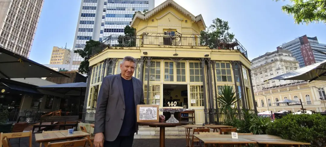 Chalé da Praça XV em Porto Alegre lança almoço alemão aos sábados de outubro, começando dia 3 com buffet típico. Gostei…