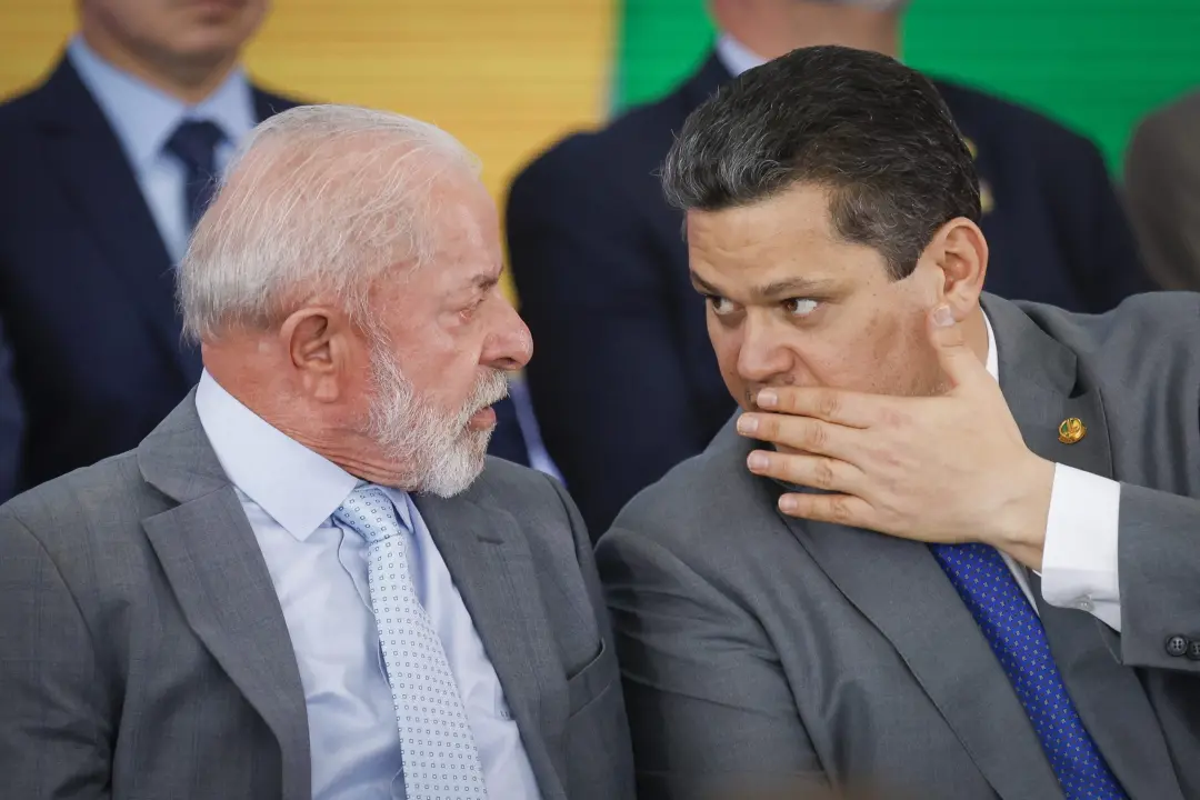 Senado vai analisar a PEC do fim da escala 6x1 na próxima 3ª feira, antes do segundo turno. Essa mudança pode afetar o …