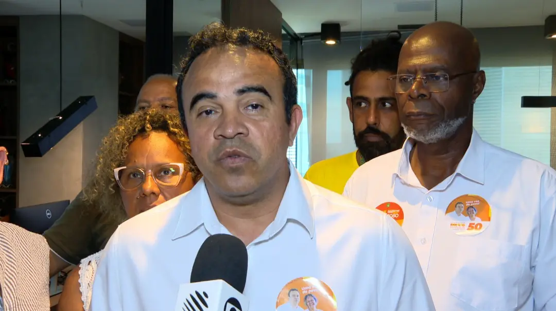 Ronaldo Mansur propõe concursos públicos para a saúde na Bahia, visando reduzir a fila de regulação. A ideia de reforça…