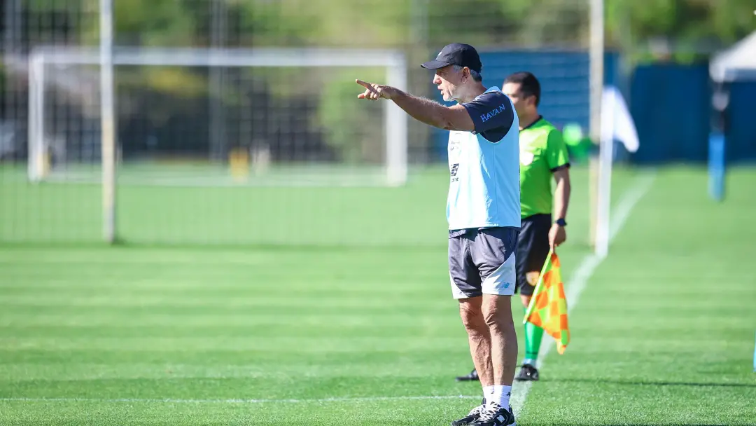 Gremio goleou o Sindicato dos Atletas por 5 a 0 no treino no CT Luiz Carvalho. A intensidade desses jogos serve pra dar…