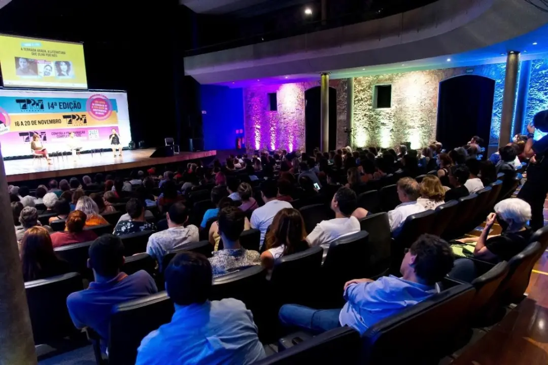 Santos recebe a Tarrafa Literária com programação gratuita em outubro e novembro. É uma oportunidade de ver debates sob…