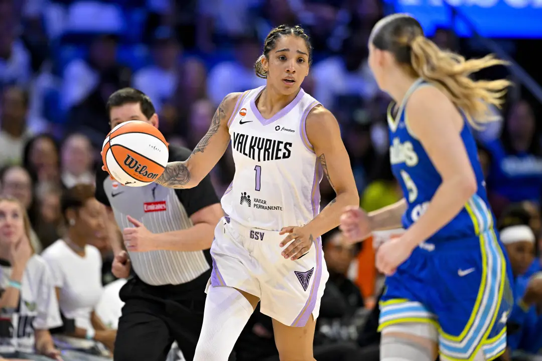 Dallas Wings e Golden State Valkyries se enfrentam sexta à noite, no Jogo 3, pelo placar em casa. O jogo decide quem av…