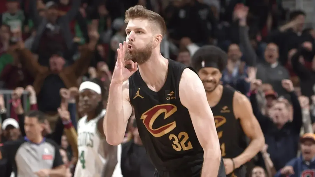 Dean Wade falou sobre ter assinado com os Philadelphia 76ers buscando competir por um campeonato. Ele disse que sempre …