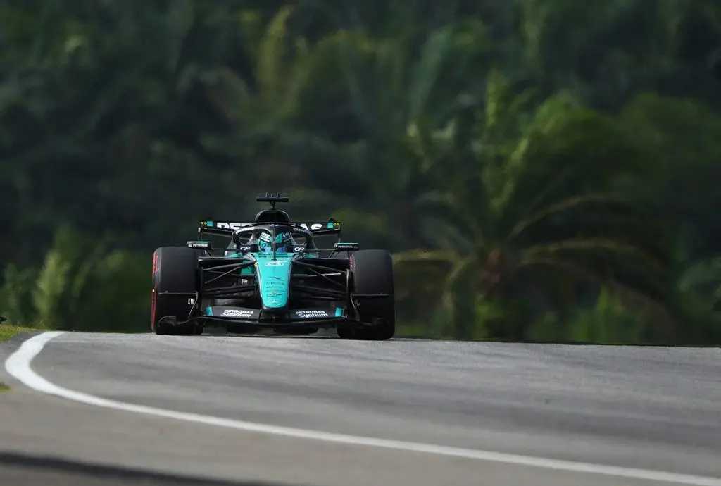 George Russell e Andrea Kimi Antonelli, na corrida de Sepang, não terão colete de resfriamento no cockpit, apesar da te…