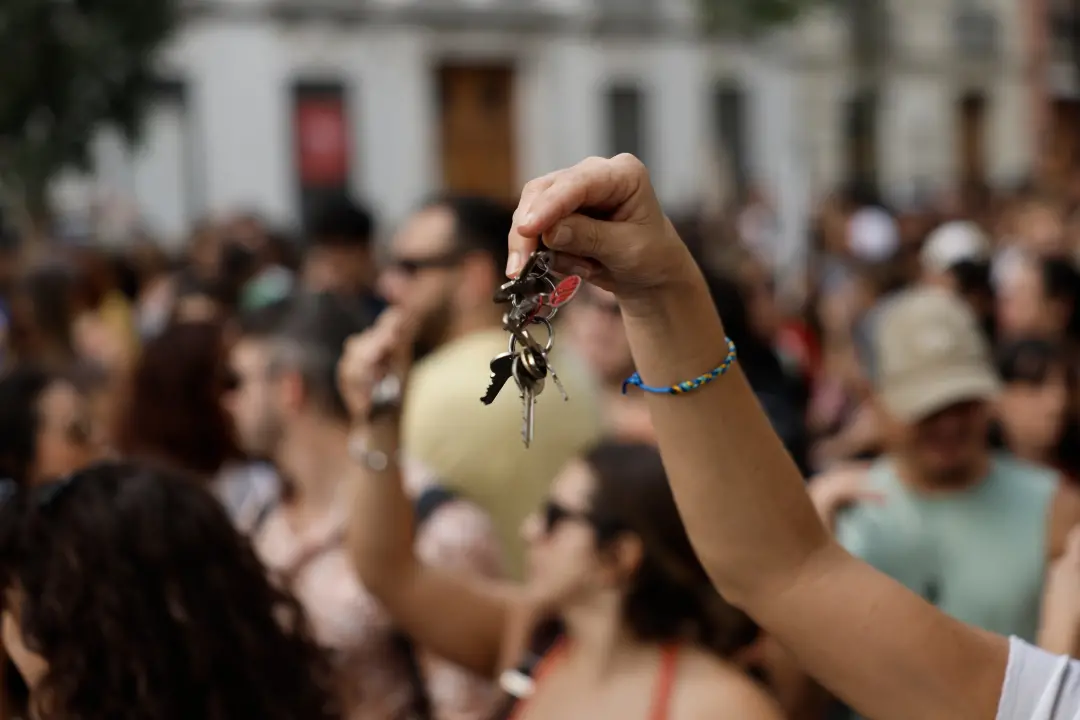 Manifestações por moradia ocorrem em Madrid e outras cidades espanholas. É um reflexo da dificuldade de acesso à habita…