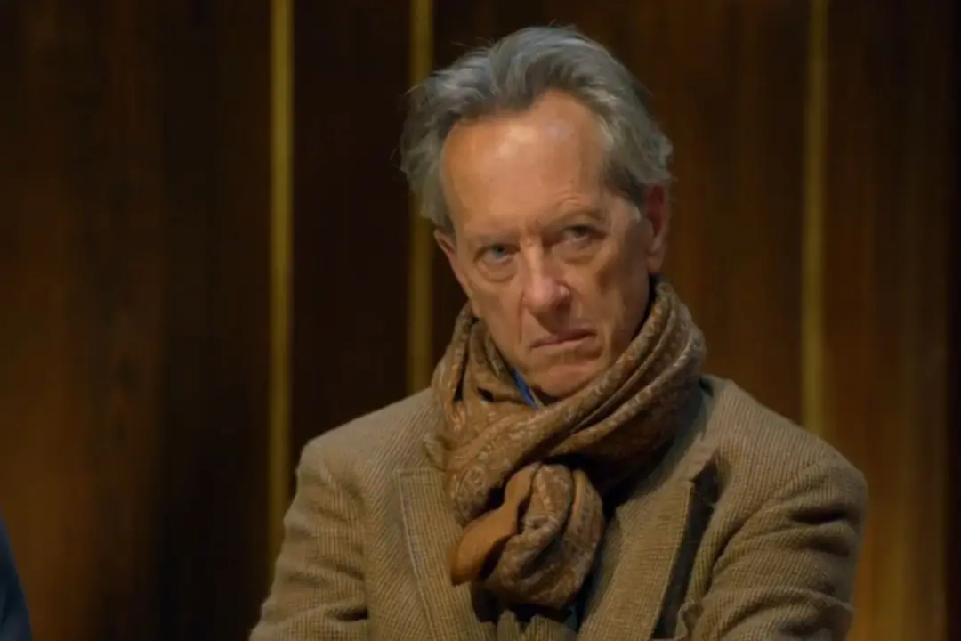Richard E Grant confessou ser escolhido por Claudia Winkleman na fase inicial de Celebridade Traitors. Essa exposição d…