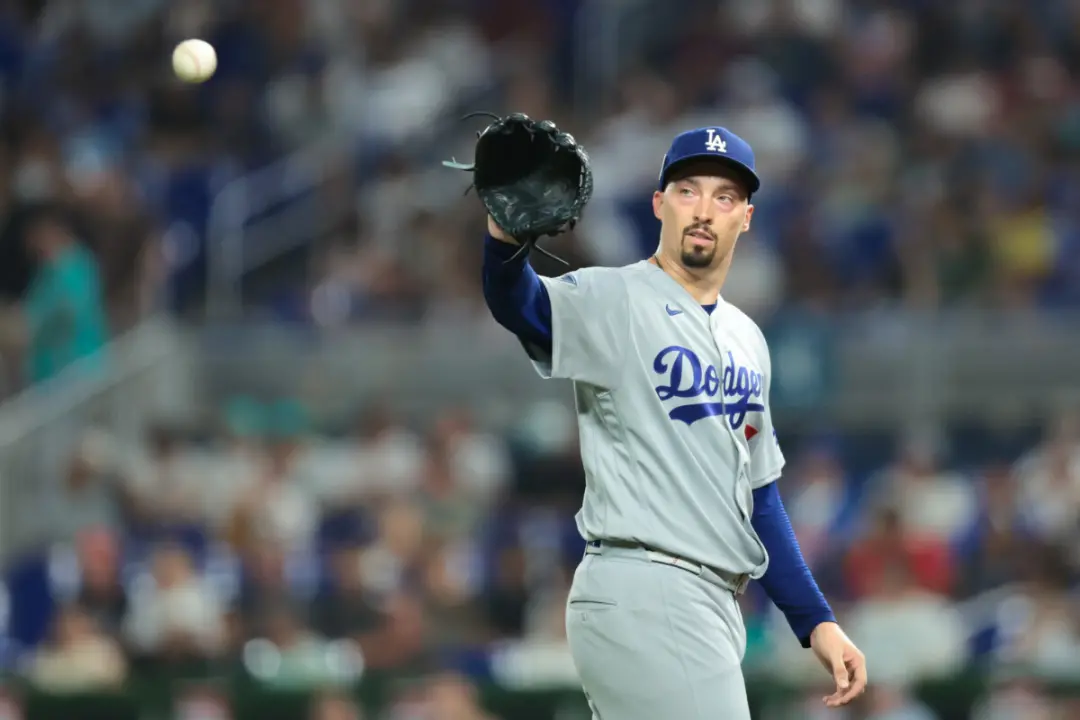 Blake Snell vai começar o Jogo 2 do NLDS pelos Dodgers contra os Braves. A estratégia de usar arremessadores esquerdos …