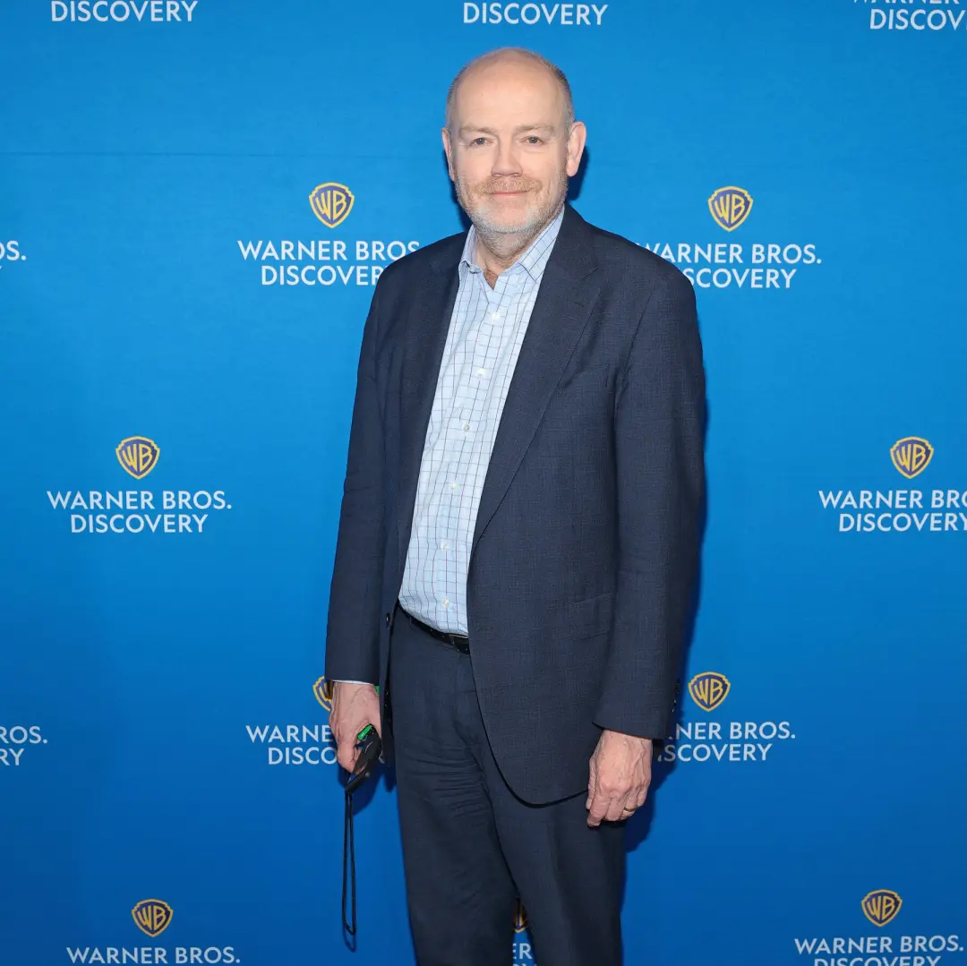 Mark Thompson vai continuar na CNN mesmo com a nova dona Skydance. Ele falou que confia no David Ellison e no apoio a u…