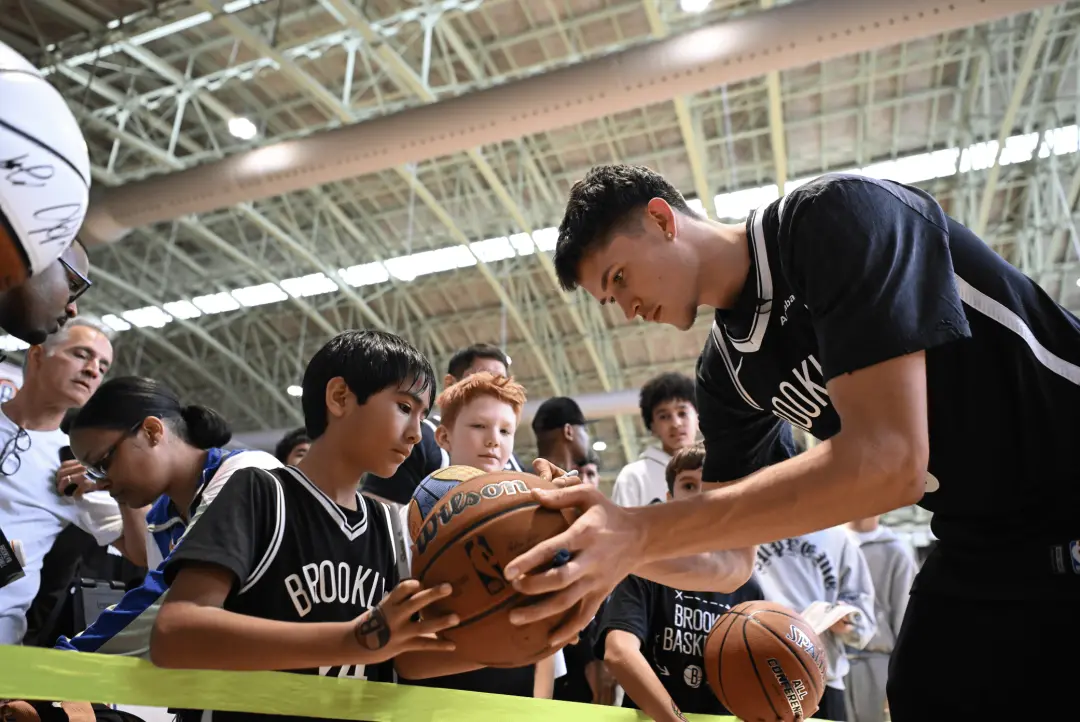 Nets Fest no Major Owens Community Center em Brooklyn virou um festival completo. Tem desde pintura facial até clínicas…