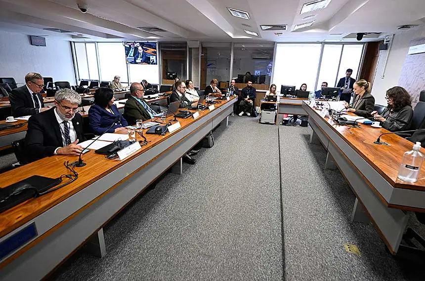 Conselho de Comunicação Social aprovou parecer para regular os mercados digitais no Congresso Nacional. A proposta cria…