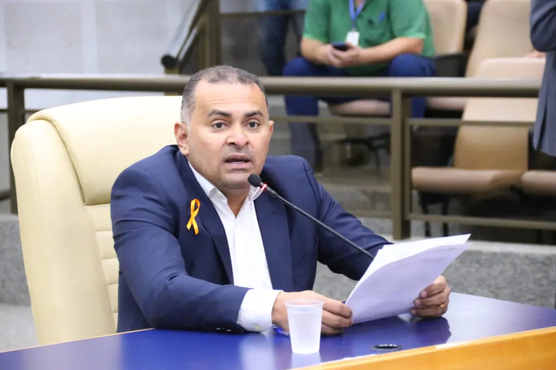 Ronilson Reis vai disputar a presidência da Câmara de Goiânia para 2027-2028. O interesse de vários vereadores em assum…