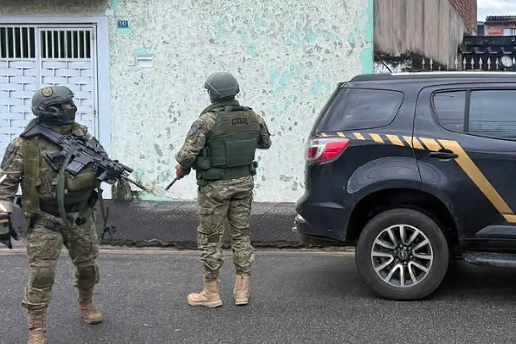 Operação Elenco e Cross Targets cumpriu 21 prisões temporárias e 29 buscas em Guarulhos e MG. O grupo usava funcionário…