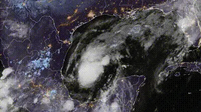 Tempestade tropical Isaías, com ventos de 64 km/h, deve virar furacão na costa norte do Golfo dos EUA. As águas quentes…