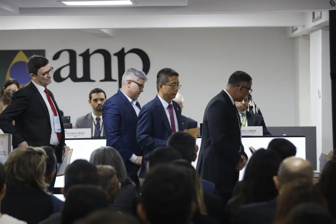 Leilão do pré-sal fechou com sete blocos arrematados, com ágio chegando a quase 500%. A falta de concorrência em várias…