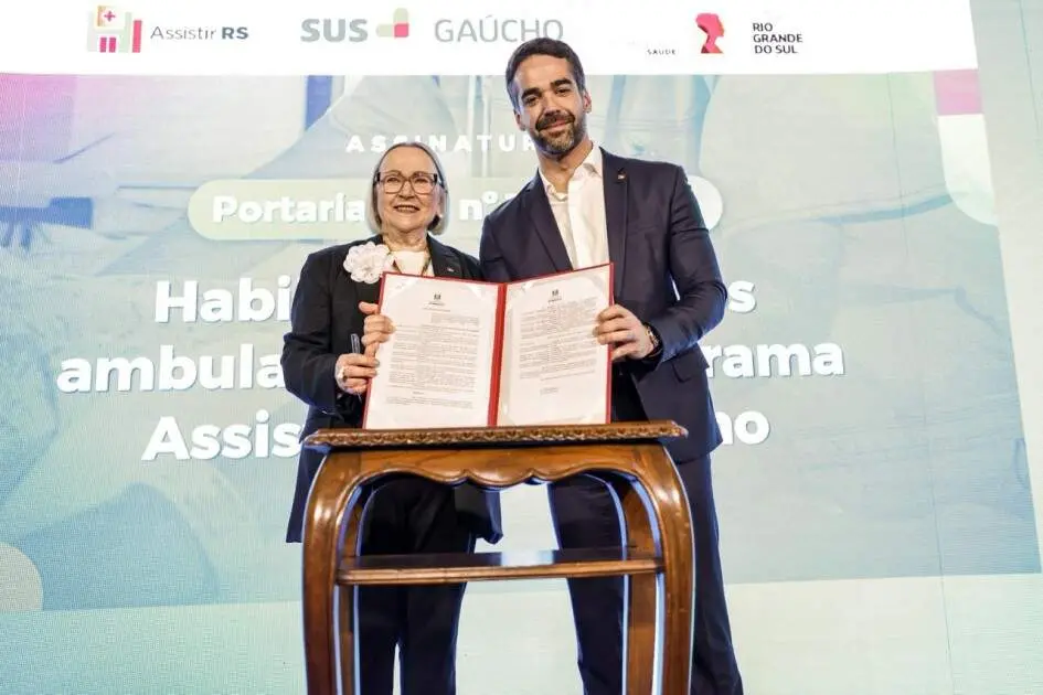 Arita Bergmann reassumiu a Secretaria da Saúde do Rio Grande do Sul nesta quarta-feira 7/10 para seguir com o ciclo de …