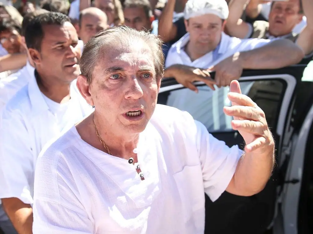 João de Deus e o Centro Espírita foram condenados a R$ 20 milhões em danos morais coletivos em Goiás. Isso mostra a ser…