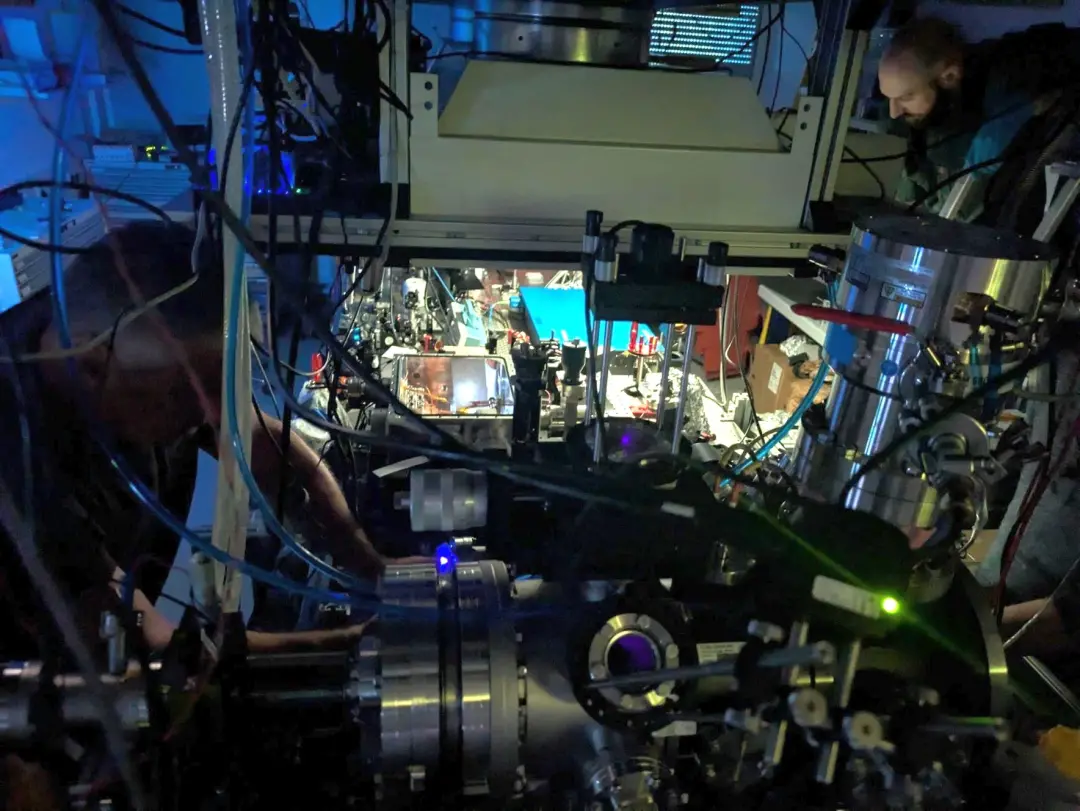 Prototipos de relógios nucleares, feitos por pesquisadores austríacos, alemães e chineses, estão avançando na busca por…