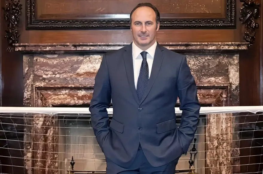 Ramón Vega lança campanha para desafiar Gianni Infantino pela presidência da FIFA no congresso de Rabat, em 18 de março…