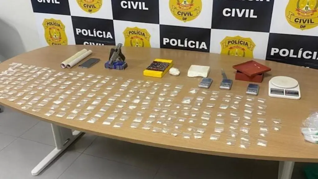 Quatro presos foram detidos em operação contra tráfico, associação e lavagem de dinheiro no Distrito Federal e Rondônia…