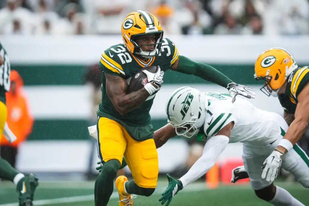Packers com mais jardas de penalidade que jardas de corrida nos primeiros quatro jogos da temporada. Essa diferença mos…
