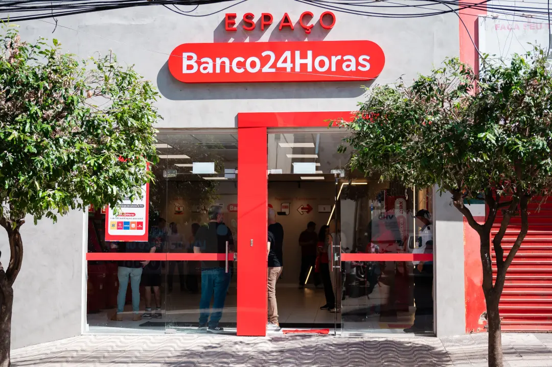 Tecban inaugurou em Cuiabá o primeiro Espaço Banco24Horas, que usa infraestrutura física compartilhada para serviços ba…